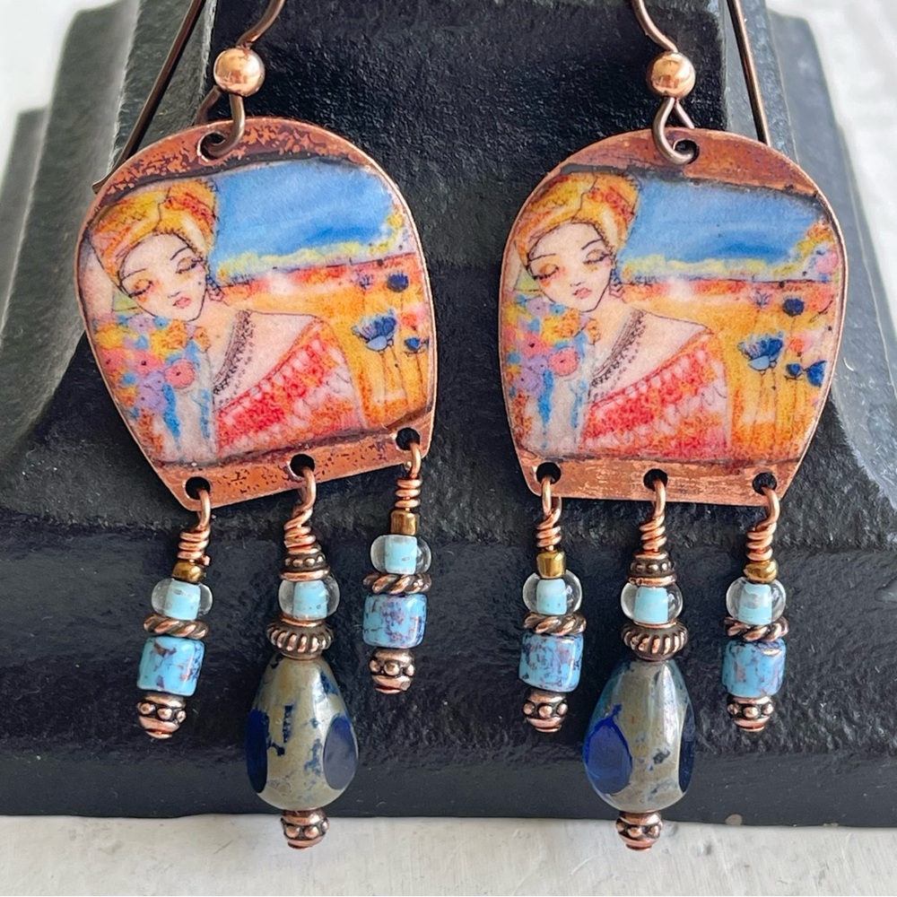ARTISAN Earrings “Woman in a Field of Flowers” - Dangles - Picture 4 of 12